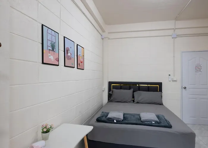 ดอนเมือง 203 Near Dmk Airport Bts Wat Phrasi Appartement *